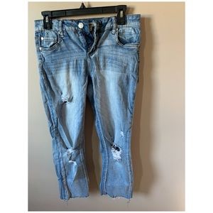Refuge Cropped Distressed Jeans